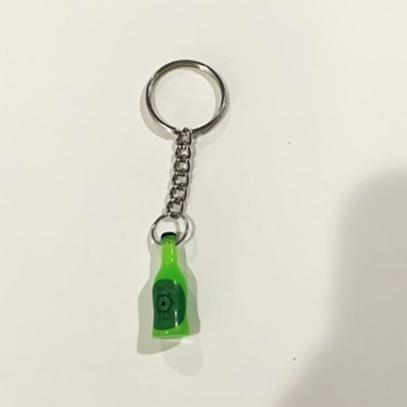 Fallout 4 Atomic Cocktail Bottle Keychain - 3.5inch Gaming Accessory - Picture 3 of 6